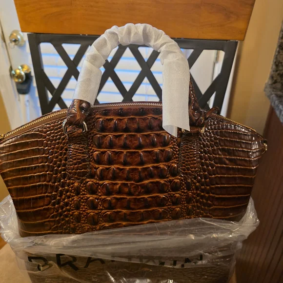 Brahmin Brown Crocodile Embossed Handbag - Picture 4 of 11